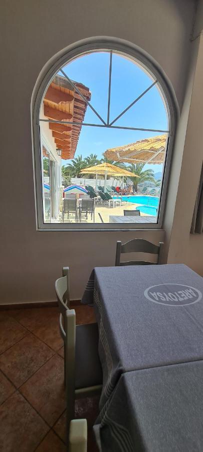 阿雷多莎公寓式酒店 托隆 外观 照片